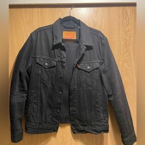 Levi’s Black Denim Trucker Jacket size M